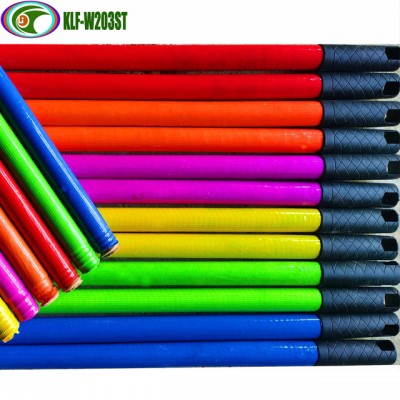 120cm ribbed pvc coated wooden broom handle wooden broom sticks with one end Italian thread and another end plastic  hanger